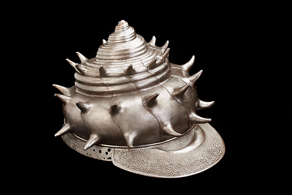 Nagasone Tojiro Mitsumasa, Helmet in the form of a Sea Conch Shell