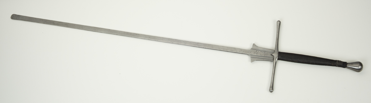 Fencing longsword, German, late 1500s (WAM 2015.13)