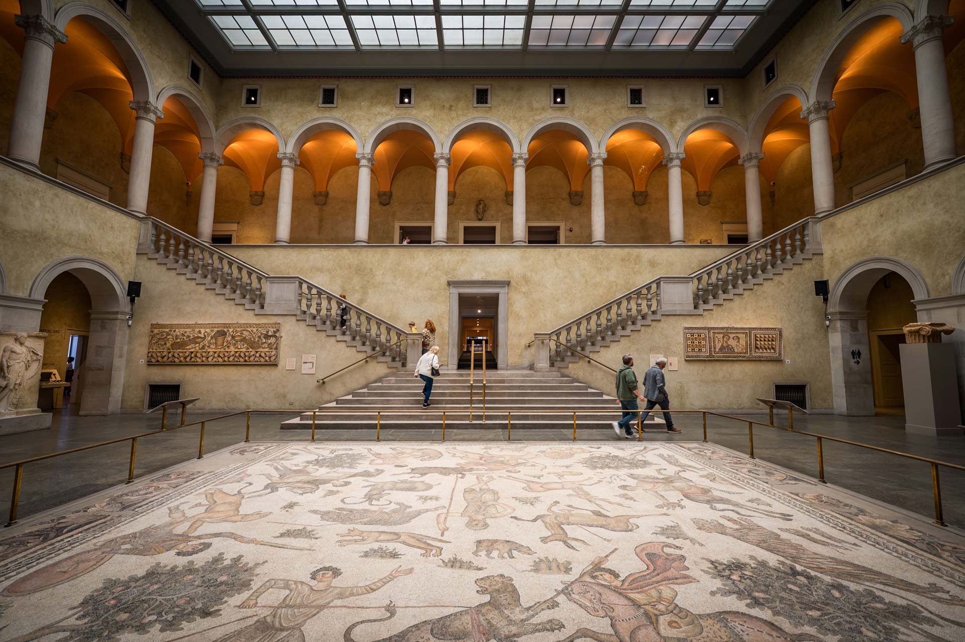 Renaissance Court