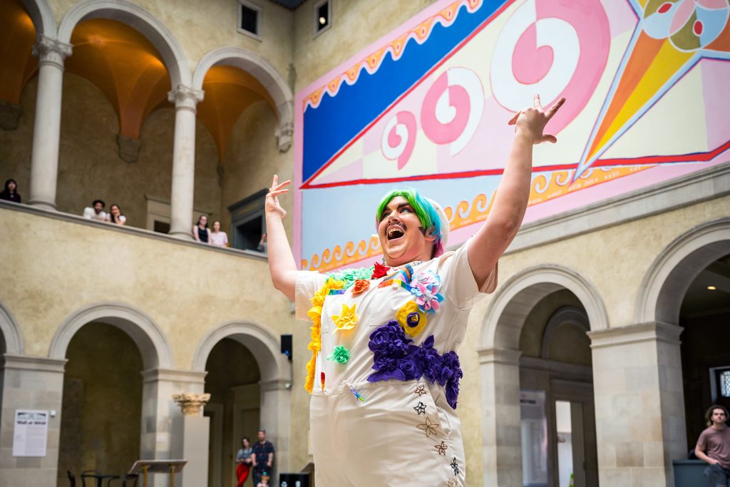 Russell Sprouts performing in Renaissance Court
